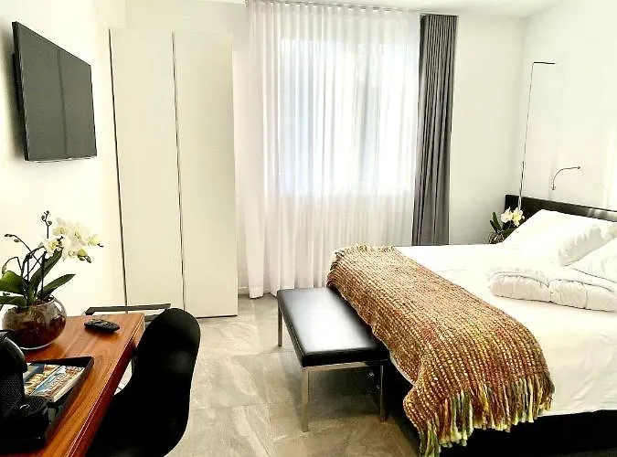 Guest house Le Muraine 4*